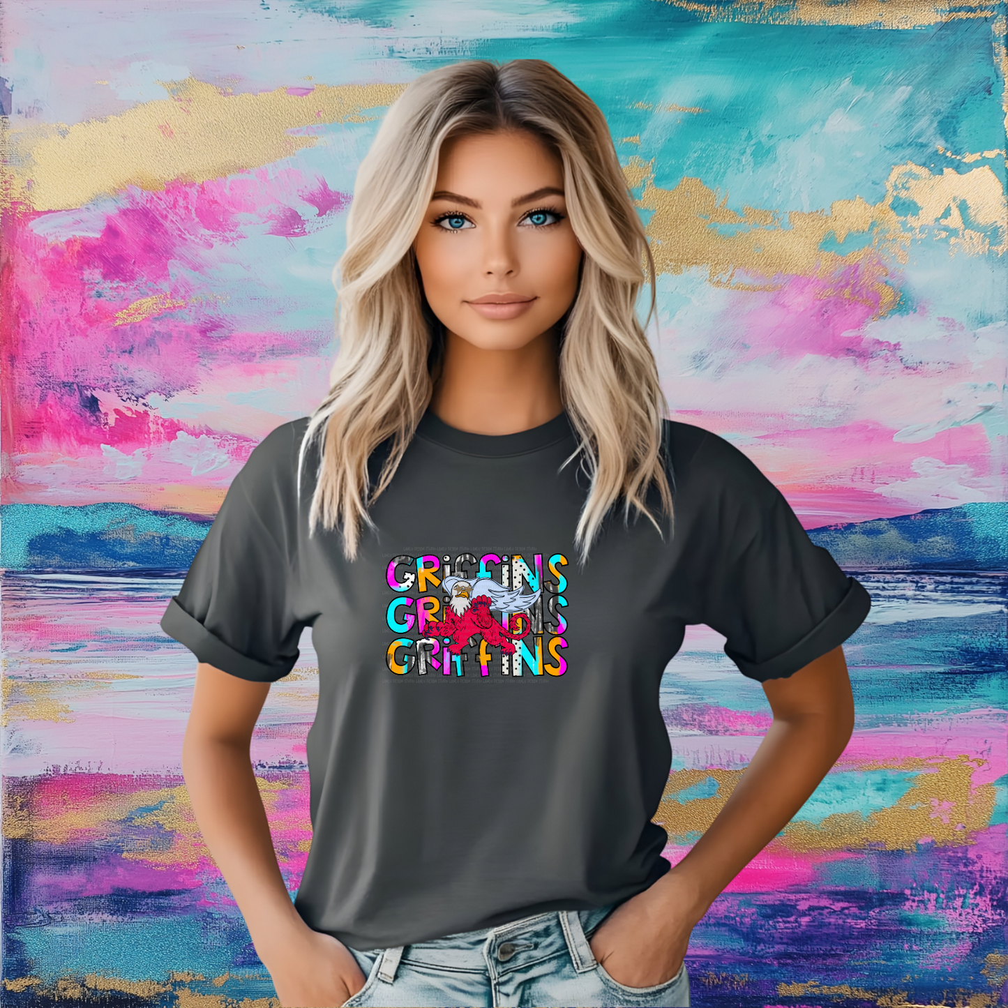 Preppy Paint Stroke Star Eyes Mascot Tee | Griffins