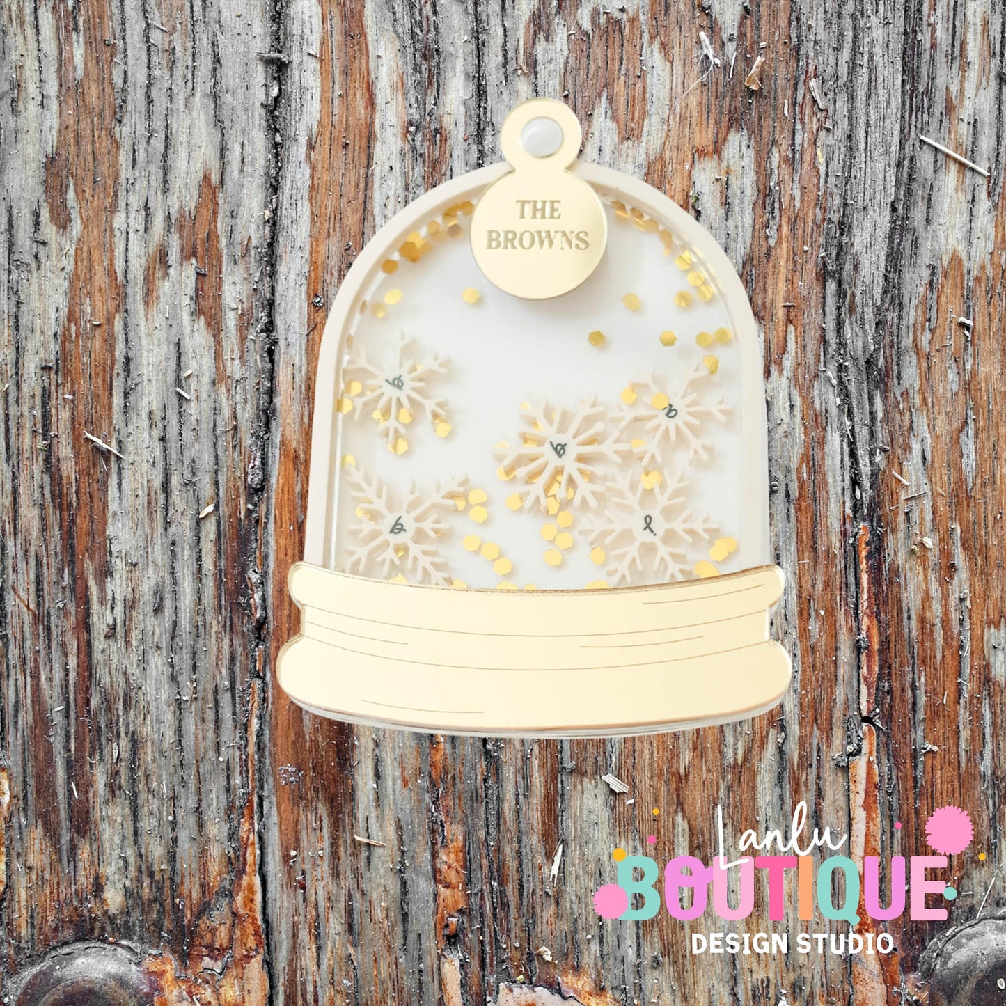 Snowflake Shaker Globe Personalized Ornament - Custom Family Name Christmas Decoration Gift