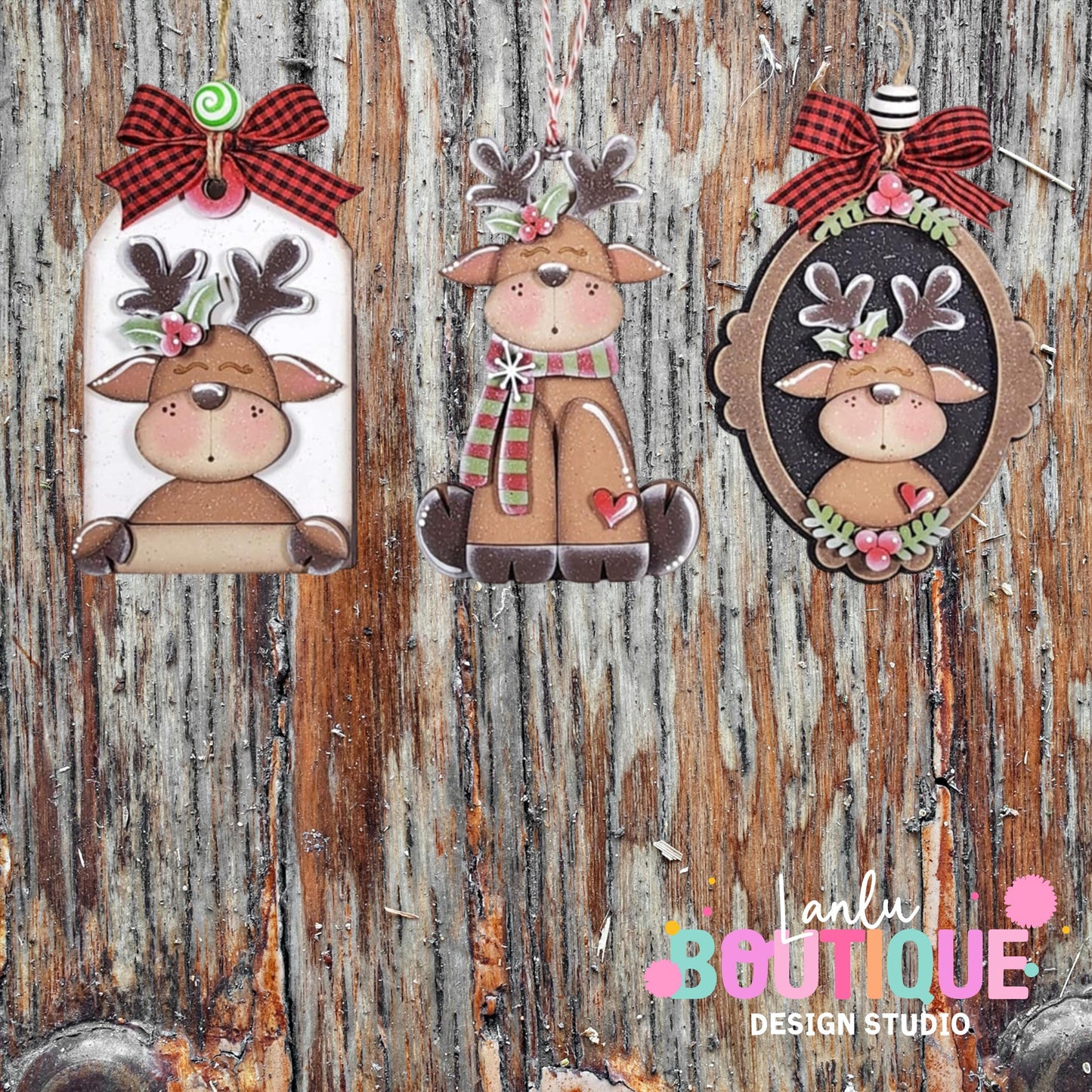 Reindeer Christmas Ornament - Rustic Holiday Décor - Perfect Gift for Festive Season